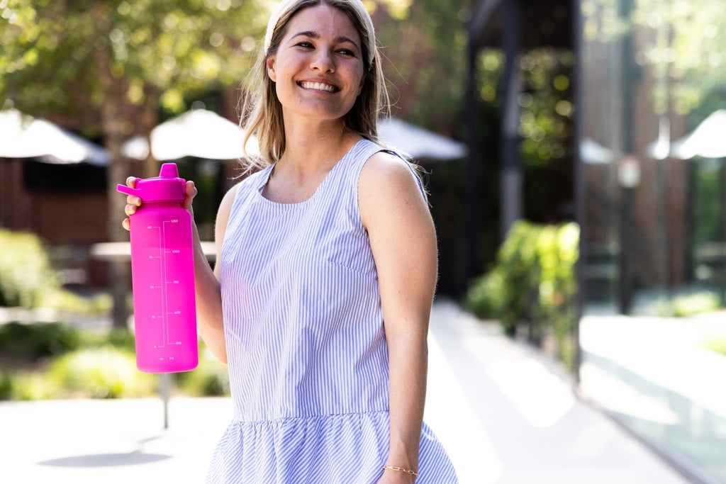 Simple Modern 48 fl oz Reusable Tritan Summit Water Bottle with Silicone Straw Lid|Raspberry Vibes | GCR1