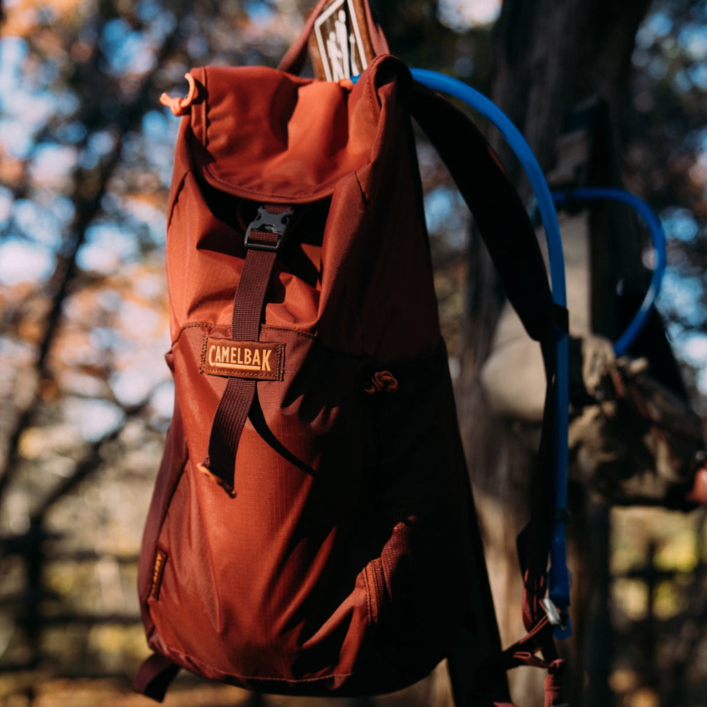 CamelBak Arête™ 18 Hydration Pack 50 oz, Canyon Clay | KA96