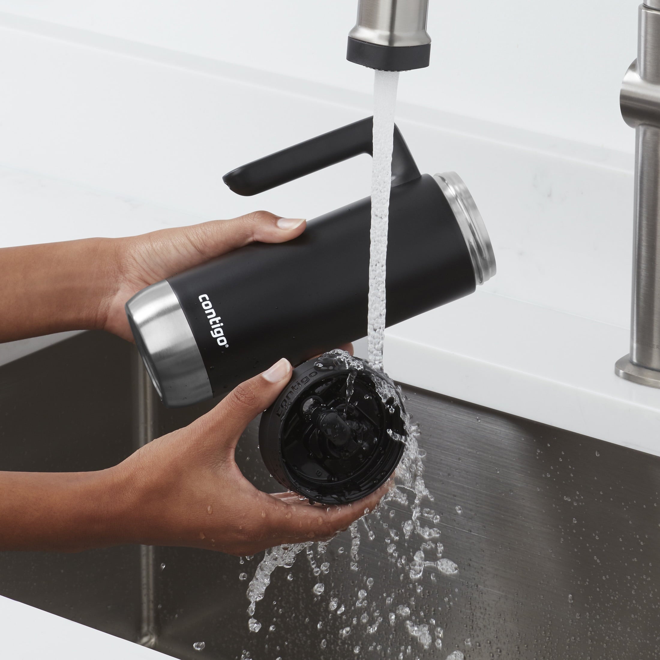 Contigo Huron 2.0 Stainless Steel Travel Mug with SNAPSEAL Lid and Handle in Black, 20 fl oz. | B8U4