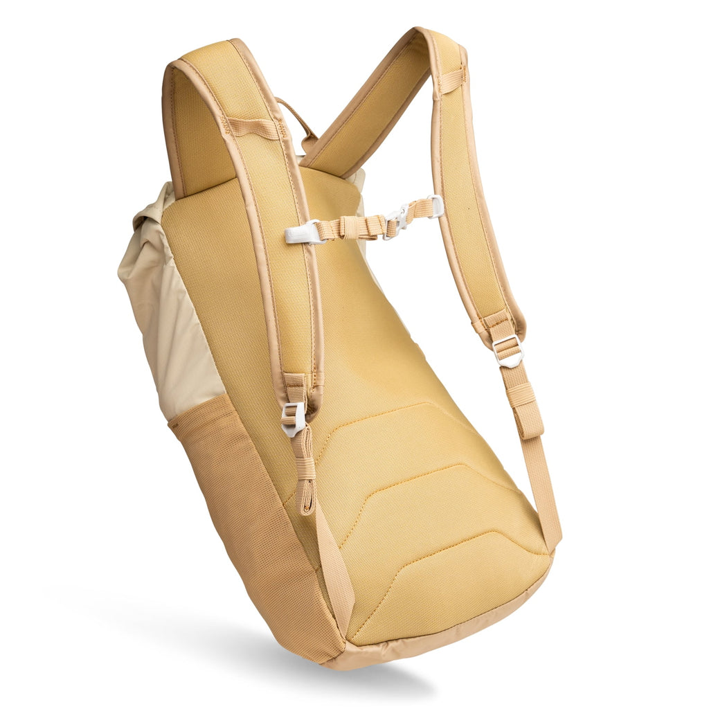 CamelBak Arête™ 18 Hydration Pack 50 oz, Canyon Clay | 4KLB