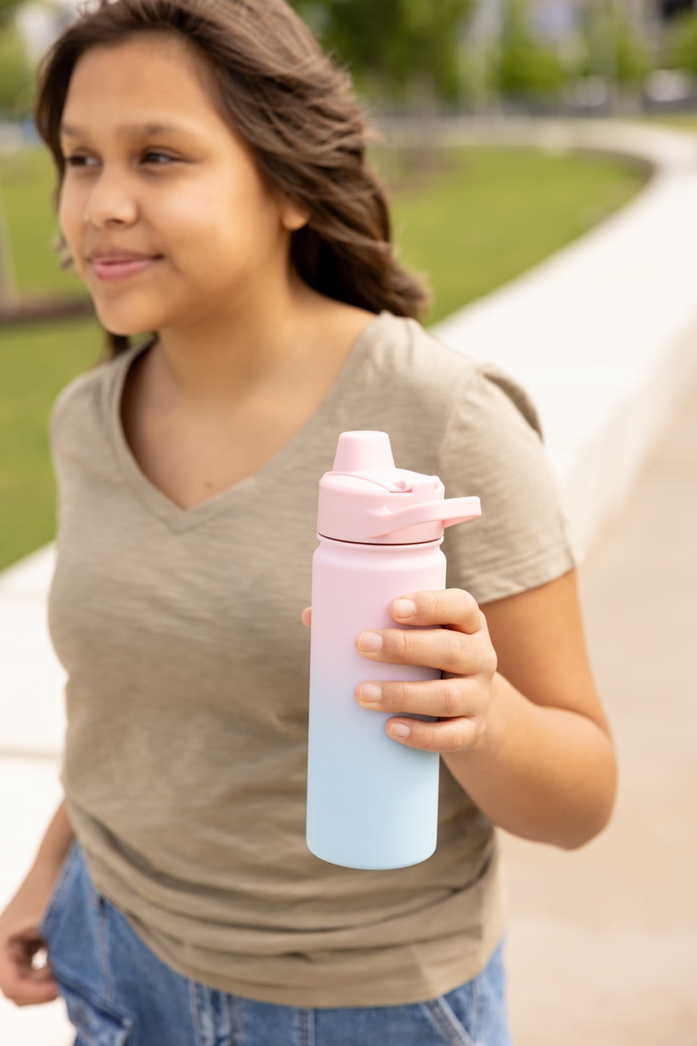 Simple Modern 18 fl oz Insulated Stainless Steel Summit Water Bottle with Covered Silicone Straw Lid | Sweet Taffy | RF72