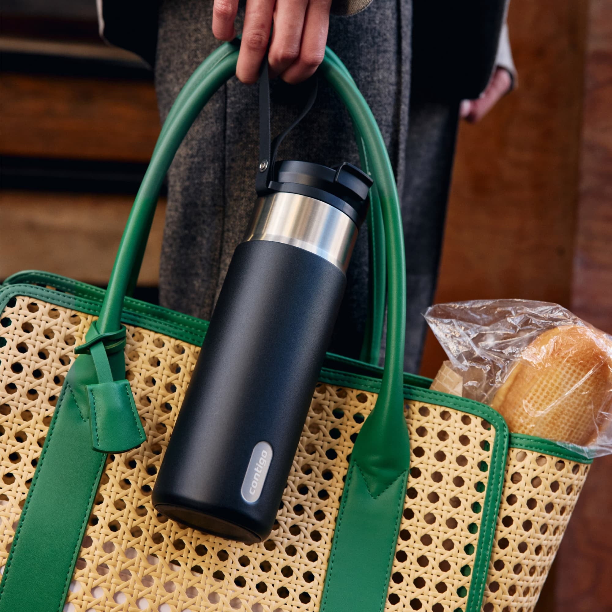 Contigo DualSip 20 oz Leakproof Insulated Water Bottle with 2-Way Lid | G5H9